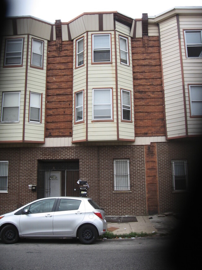 218 N. 54th St. - 218 N. 54th St. Apartment Unit 2nd Fl.