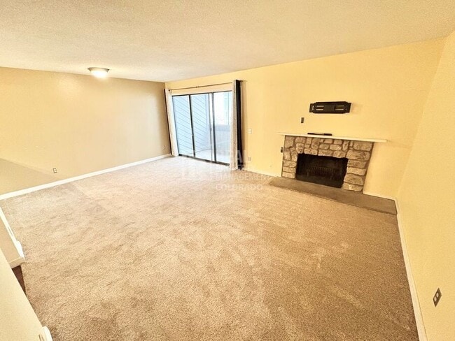 Photo - 14076 E Stanford Cir Unidad G6