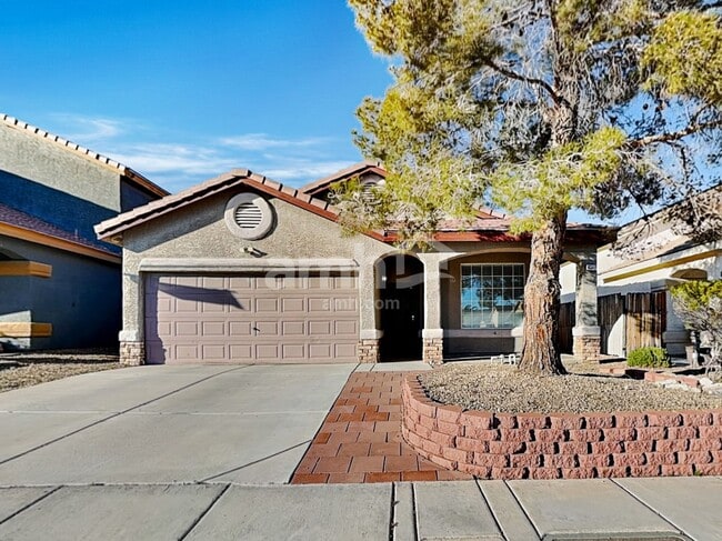 Building Photo - 8340 Spruce Meadows Ave