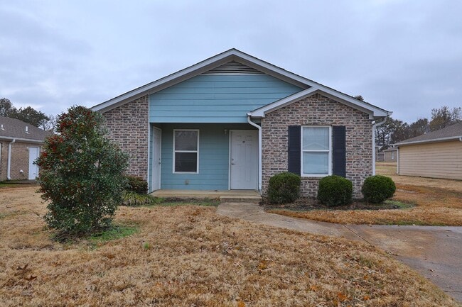 Building Photo - uTown - Your Perfect Rental Community! Unit 89
