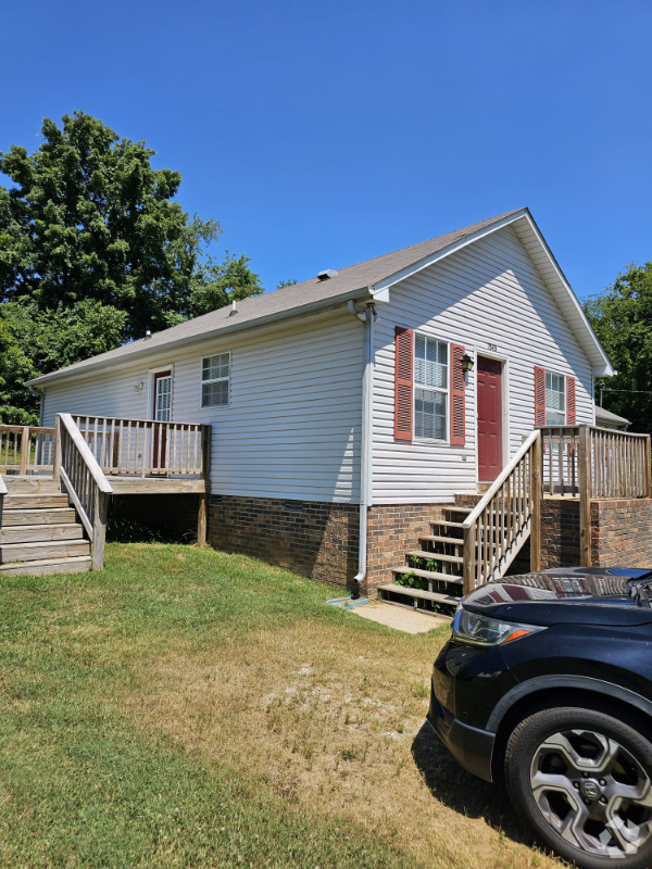 Building Photo - 1543 Richmond Rd Unit A Rental