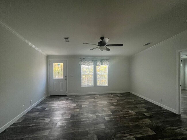 Photo - 267 Mongoose Ln