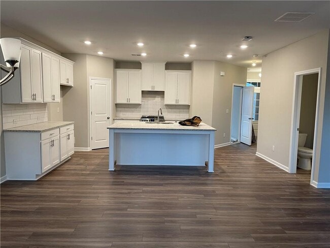 Building Photo - 500 Duval Dr Rental