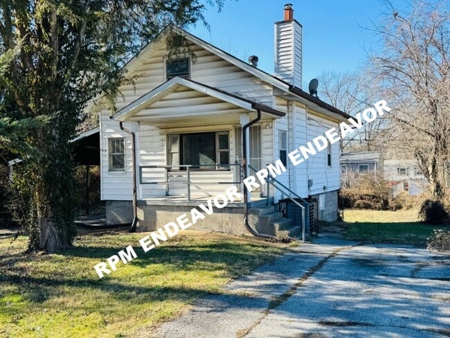 Building Photo - “Move-In Ready 2BR St. Louis Home with Bonus Room"