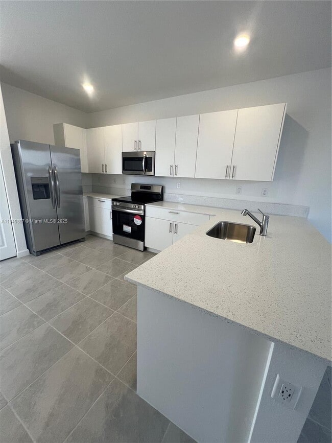 Photo - 2463 SE 29th St