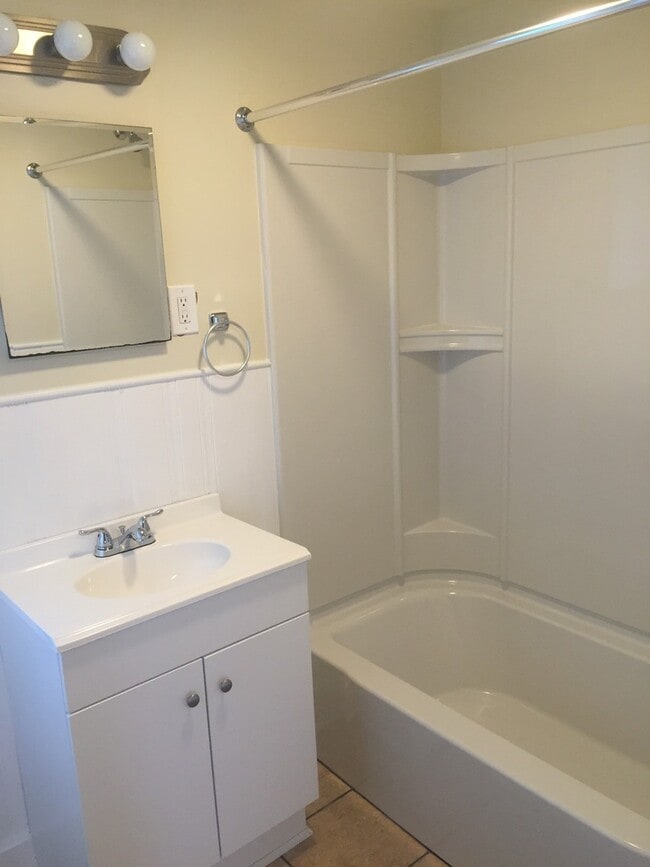 Photo - 720 E Wright St Unidad Lower