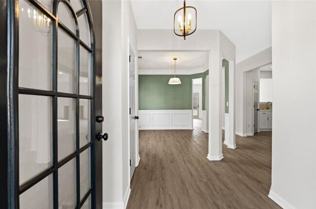 Photo - 4095 Arch Pass