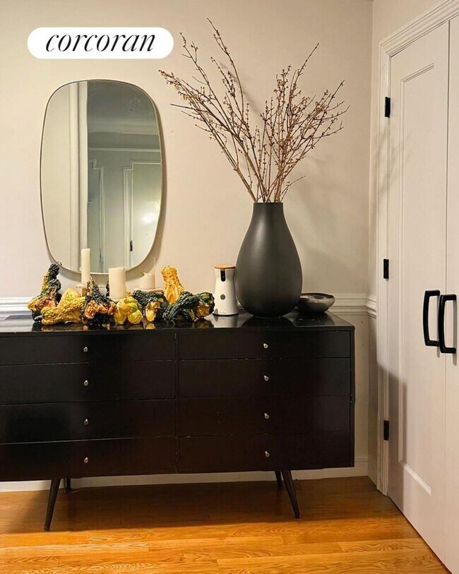 Photo - 288 Clifton Pl