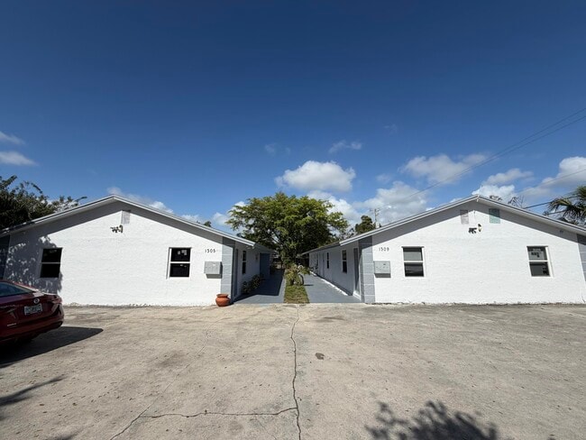 Photo - 1309 NW 2nd Ave Unit 3