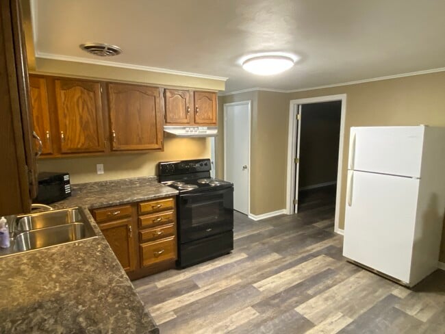 Photo - 193 Beazell St