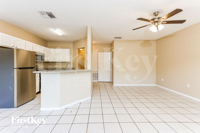 Photo - 122 Dahl Ave