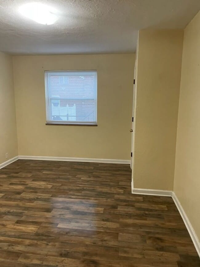 Photo - Great 2 bedroom Near Ritter Park in Huntin... Apartamento Unidad 1