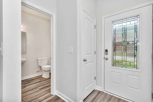 Photo - 1129 Boswell Ct