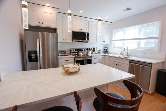 Photo - 75 Thorndike St Unidad ID1238041P