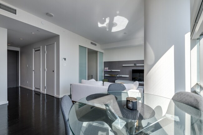 Photo - 1151 W Georgia St