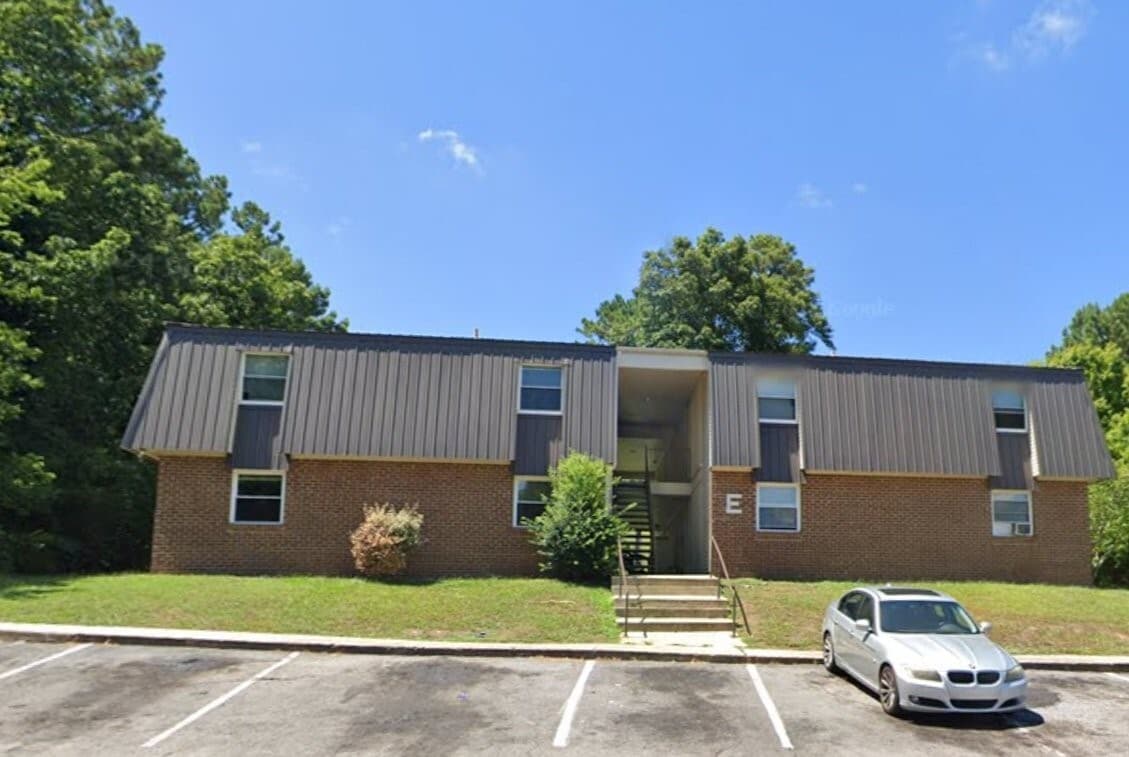 Photo - 2300 Deerman St