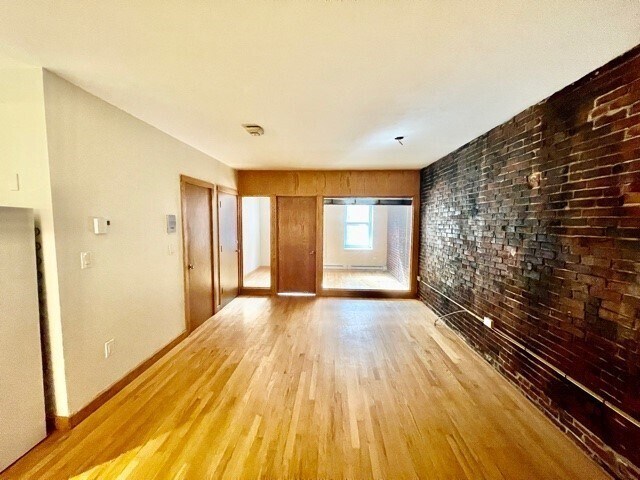 Photo - 5 Thacher Ct Unit 1