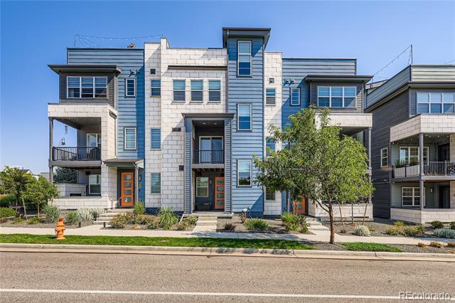 Photo - 1565 W 67th Ave