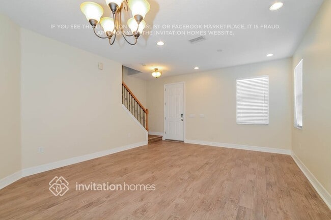 Photo - 317 Alfani St