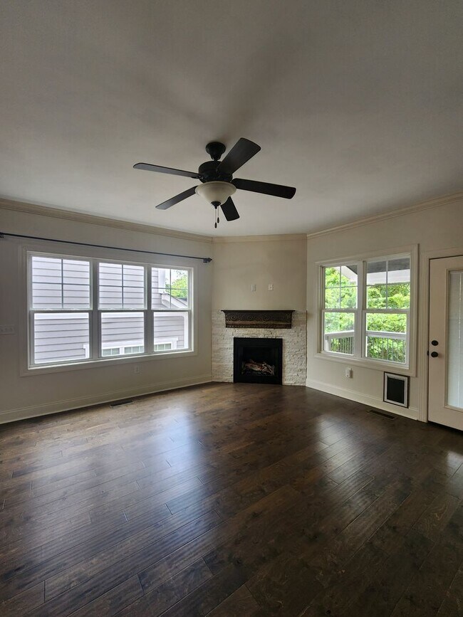 Photo - Black Mountain Rental-Tudor Croft