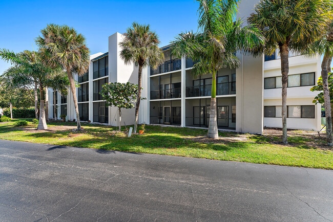 Photo - 1605 Jupiter Ln Unit V6-104