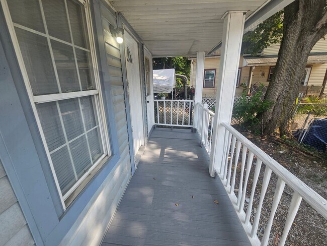 7310 Camden Ave