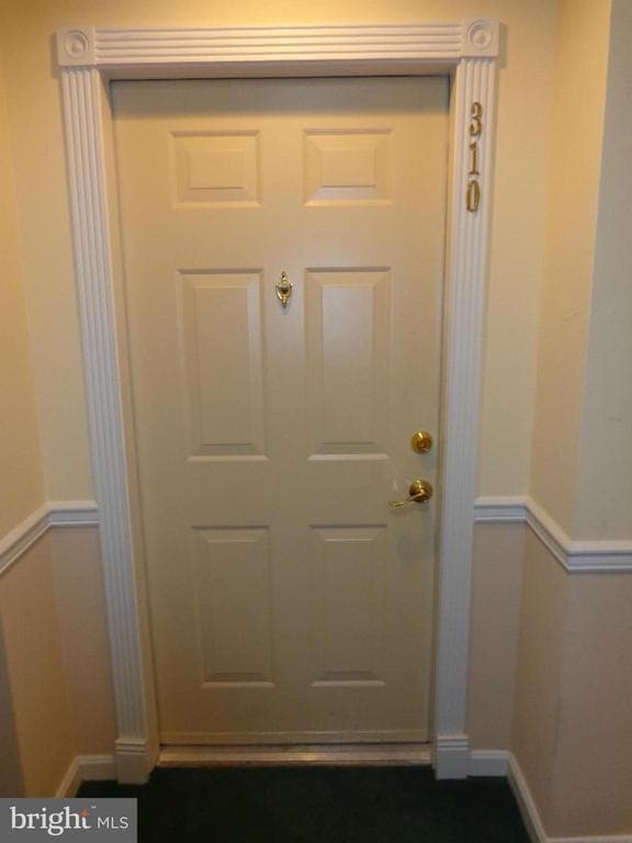 Building Photo - 2700 Bellforest Ct Unit 310