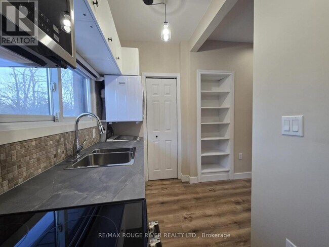 Photo - 371 Percy Boom Rd Unité 2