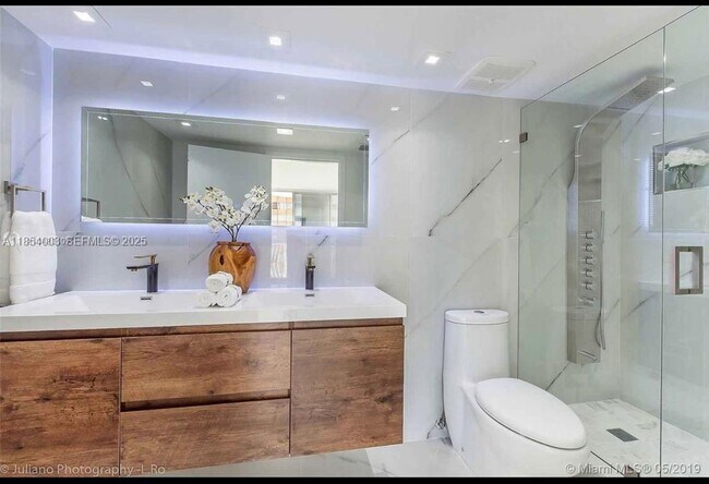 Photo - 7601 E Treasure Dr Unit 707