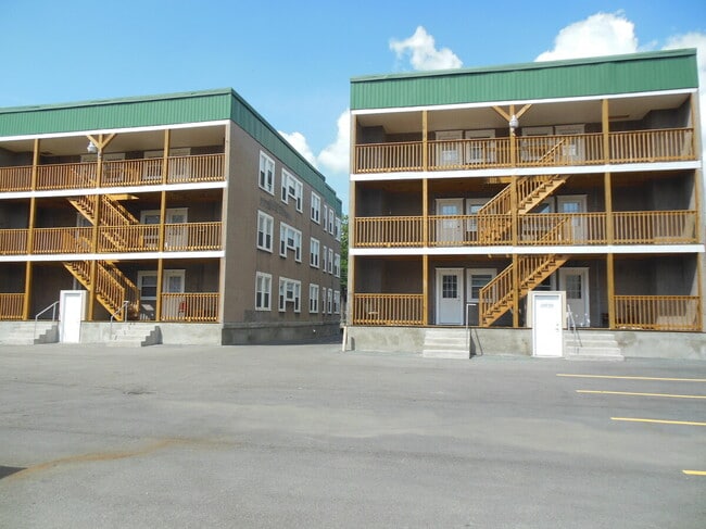 Building Photo - 207 Main St. Rental