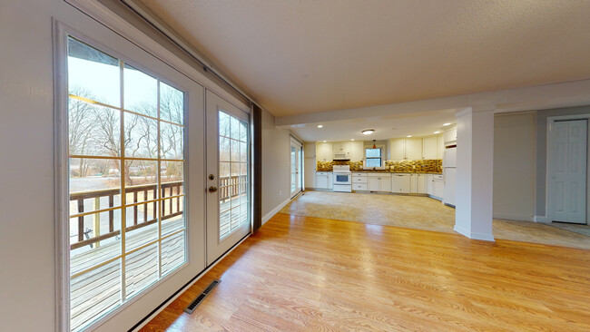 Kitchen/Living Room - 414 Bay Rd House