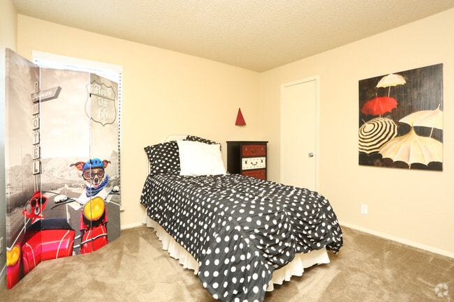 Two Bed 1.5 Bath
