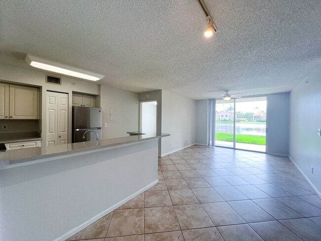 Photo - 1265 Wildwood Lakes Blvd Unit Apt 104