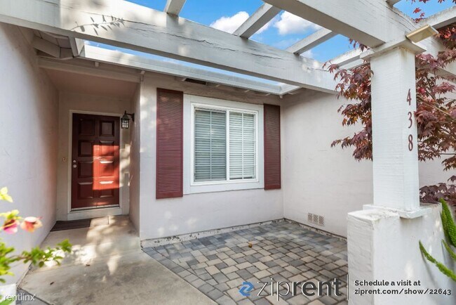 Photo - 4 br, 2 bath House - 438 Juniper Court, Su...