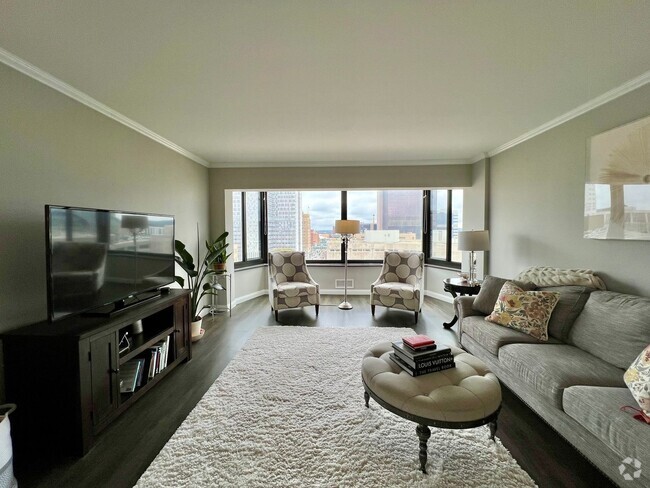 Building Photo - 207 5th Ave SW Unit 808 Rental