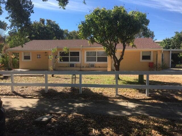 Photo - 520 52nd St