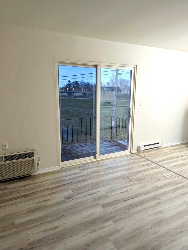 Photo - 23 S River St Unit 8