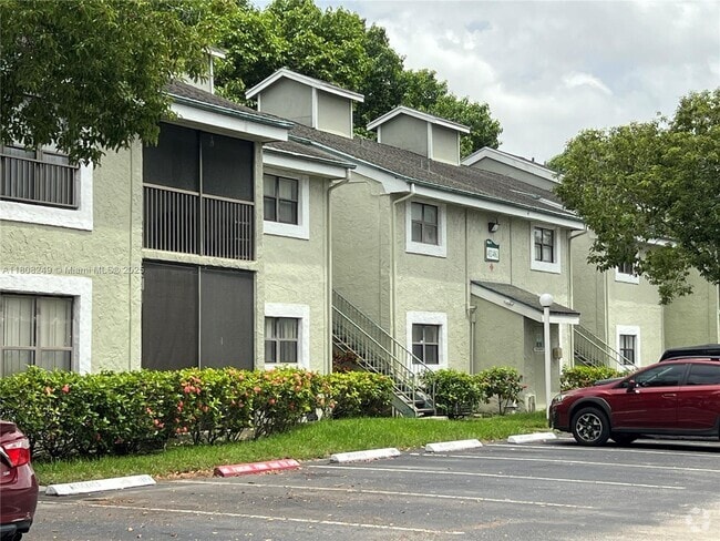 Building Photo - 4083 NW 87th Ave Unit 4083 Rental
