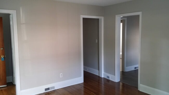 Photo - 1709 Merry Oaks Rd