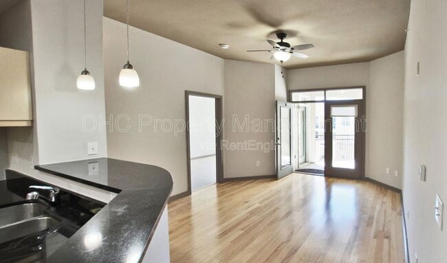 Photo - 390 17th St NW Unit 6062