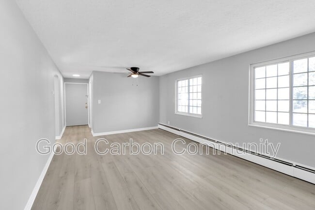 Building Photo - 321 Beattie Ave Unit 2