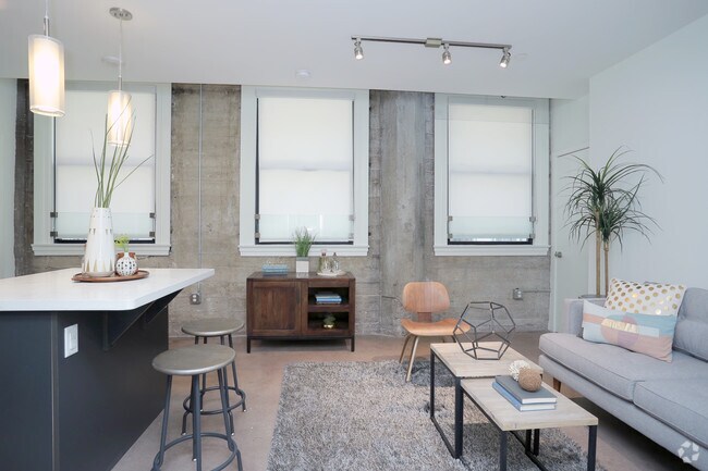 1BR, 1BA - 654SF - The Mint