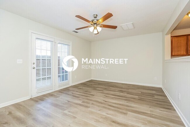 Photo - 132 Oak Valley Cir