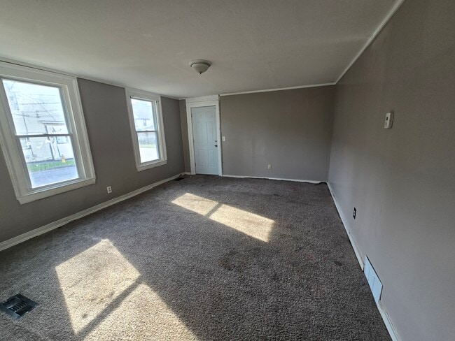 Photo - 544 Emerson St Unit 1