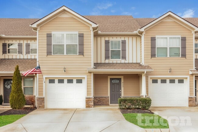 Building Photo - 4009 Commons Dr