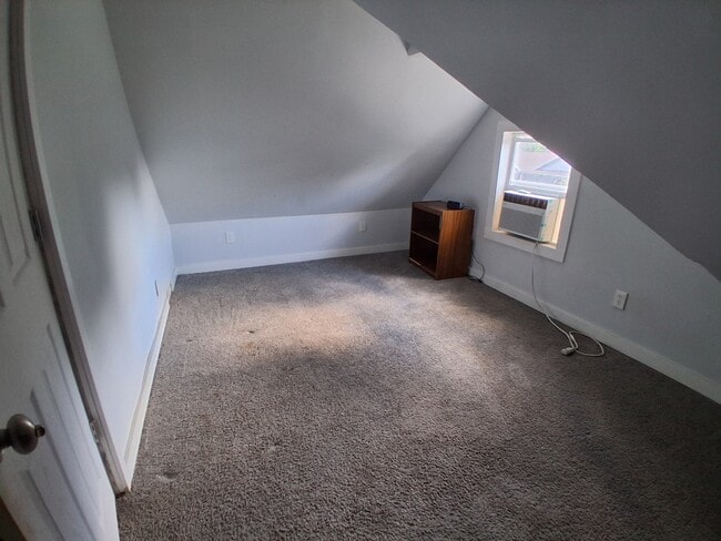 Photo - 2905 N Denny St