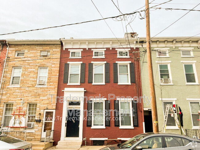 Building Photo - 309 Cherry St Unit 1 Rental