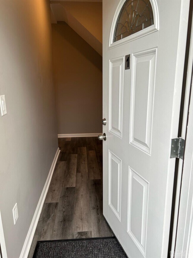 Photo - 911 Walnut St