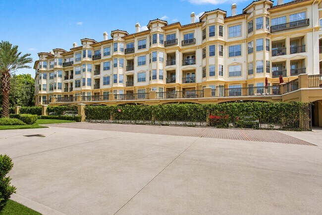 Photo - 7575 Kirby Dr Unit 1401