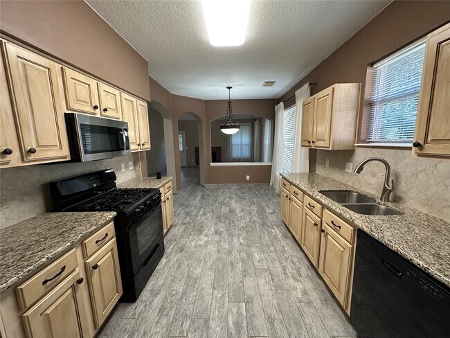 Photo - 164 S Holly Laurel Cir
